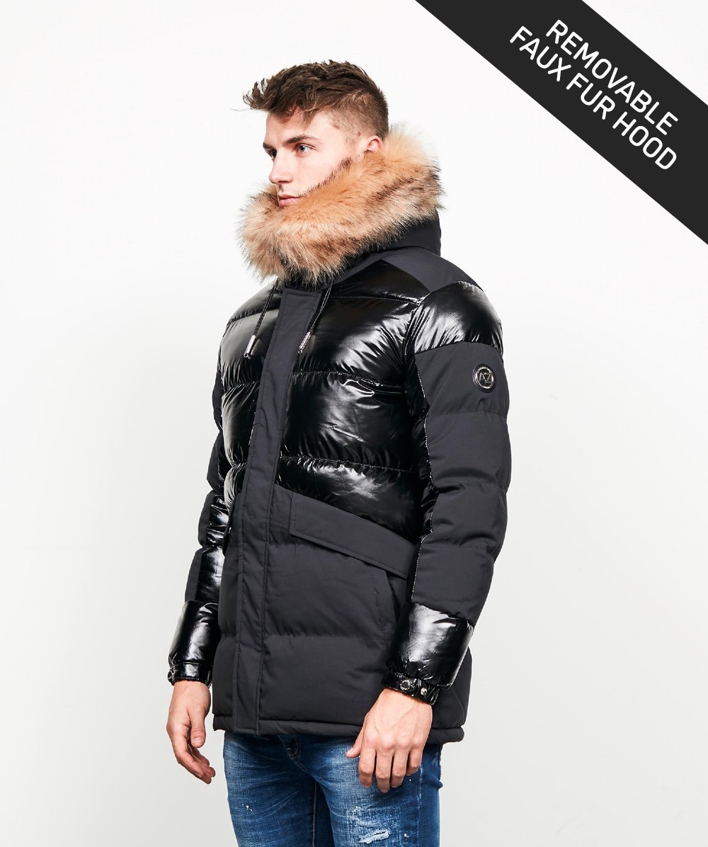 Coat shine. Alessandro Zavetti бренд. Куртка Алессандро Мандзони мужская яхтинг с меховым воротником.