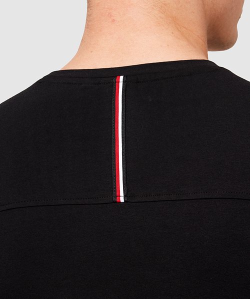 Rivelini T-Shirt