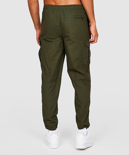 Larno Core Woven Cargo Pant